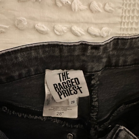 Ragged jeans - Picture 4 of 5